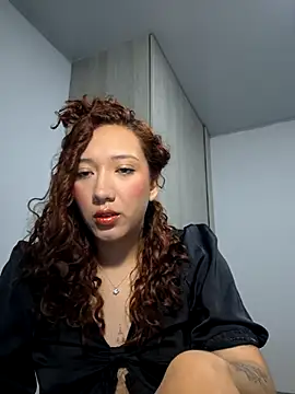 Snapshot of celeste1204 chatting on 02-09-25, 07:30 celeste1204 online show from 02-09-25, 07:30