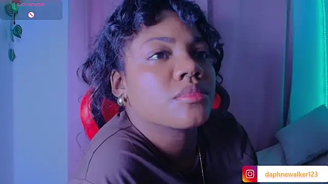 Daphnewalker   online show from 02-28-26, 01:06