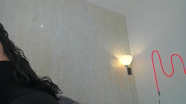 Snapshot of AntoniSantoss chatting on 10-24-25, 07:43 AntoniSantoss online show from 10-24-25, 07:43