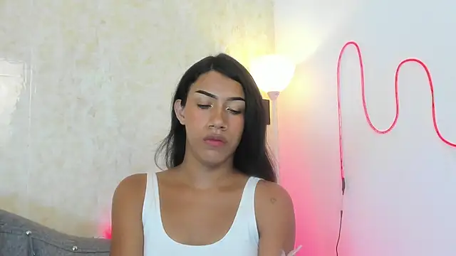 Snapshot of AntoniSantoss chatting on 11-27-25, 08:11 AntoniSantoss online show from 11-27-25, 08:11