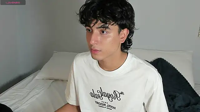 Snapshot of salvatore_montt chatting on 02-12-25, 02:56 salvatore montt online show from 02-12-25, 02:56