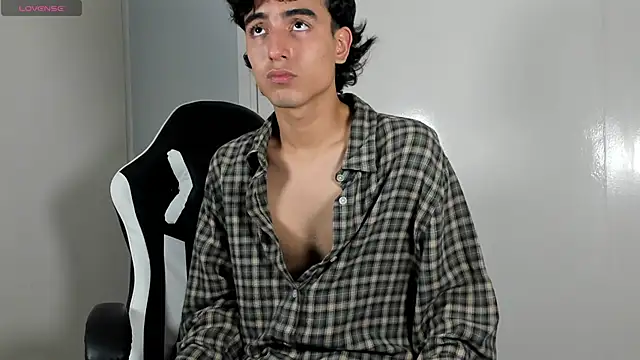 Snapshot of salvatore_montt chatting on 03-02-25, 12:53 salvatore montt online show from 03-02-25, 12:53