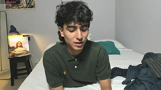 Snapshot of salvatore_montt chatting on 03-03-25, 12:04 salvatore montt online show from 03-03-25, 12:04