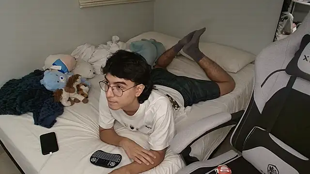 Snapshot of salvatore_montt chatting on 09-12-25, 01:17 salvatore montt online show from 09-12-25, 01:17