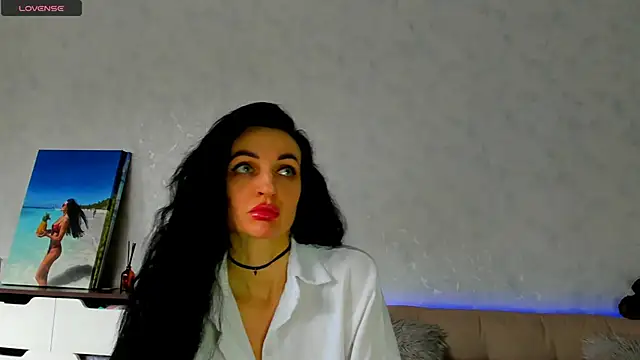 Tina Mart online show from 04-21-26, 07:03