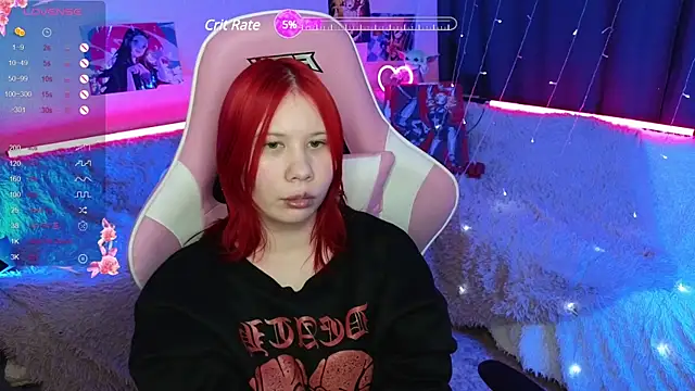 Little kitsune1707 online show from 03-05-25, 08:10