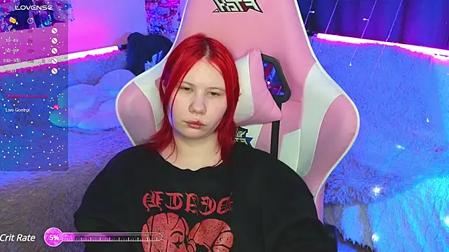 Little kitsune1707 online show from 03-07-25, 09:06