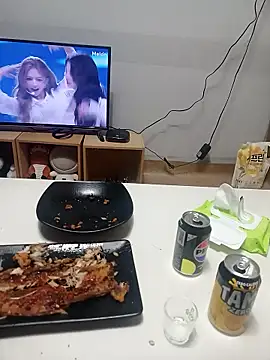 Snapshot of pokorogo2 chatting on 12-22-25, 04:59 pokorogo2 online show from 12-22-25, 04:59