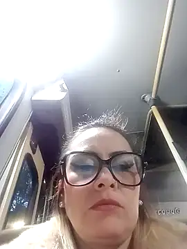 CandieGilson   online show from 09-25-25, 10:52