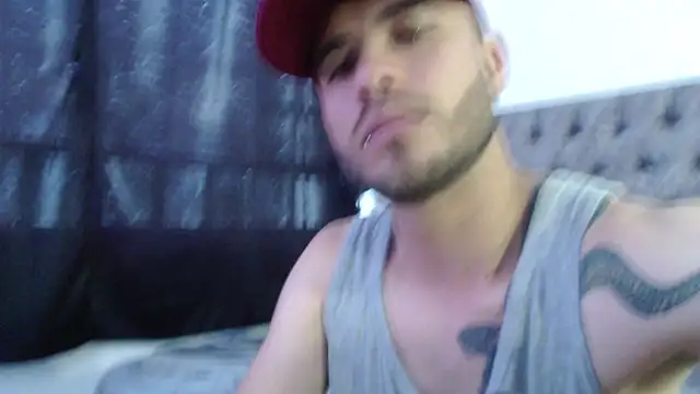 aczino vel online show from 02-15-25, 09:37