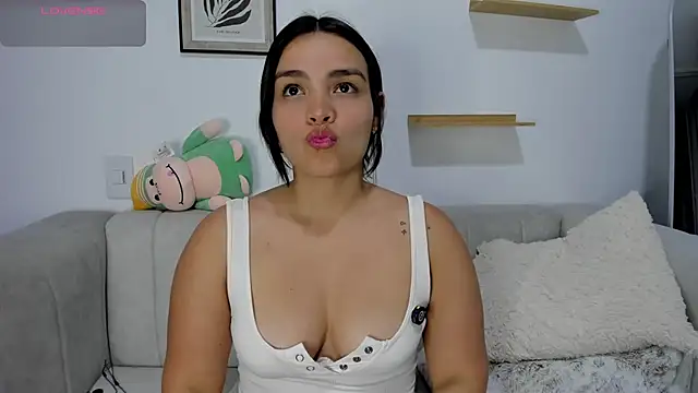 sarita bigbooty  online show from 10-15-25, 04:23