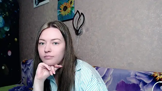 Snapshot of babysue89 chatting on 05-25-26, 05:24 babysue89 online show from 05-25-26, 05:24