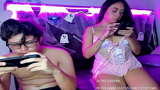 Snapshot of EmilyPacho_ chatting on 10-14-25, 08:42 EmilyPacho online show from 10-14-25, 08:42