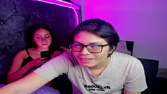 Snapshot of EmilyPacho_ chatting on 11-28-25, 05:15 EmilyPacho online show from 11-28-25, 05:15