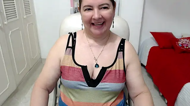 Snapshot of leonela_69 chatting on 06-15-26, 02:36 leonela 69 online show from 06-15-26, 02:36