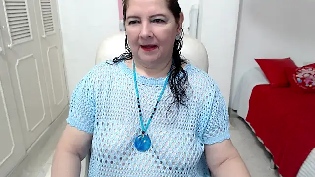 Snapshot of leonela_69 chatting on 06-19-26, 11:30 leonela 69 online show from 06-19-26, 11:30