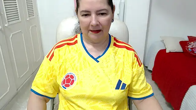 Snapshot of leonela_69 chatting on 06-28-26, 01:55 leonela 69 online show from 06-28-26, 01:55