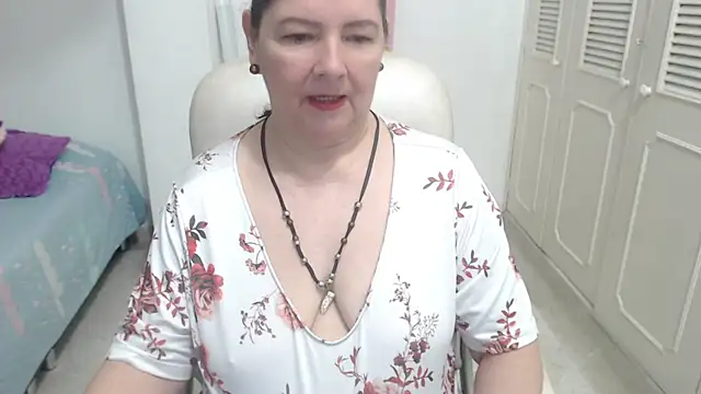 Snapshot of leonela_69 chatting on 07-14-26, 11:43 leonela 69 online show from 07-14-26, 11:43