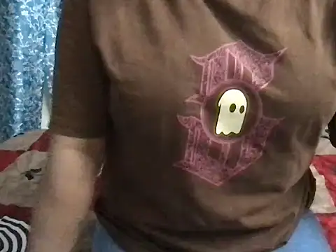 Snapshot of Meryl_Stripppp chatting on 09-21-25, 05:36 Meryl Stripppp online show from 09-21-25, 05:36