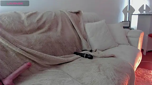 Snapshot of PamelaBliss chatting on 02-10-26, 12:20 PamelaBliss online show from 02-10-26, 12:20