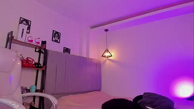 Miller Vanessa  online show from 09-09-25, 01:38