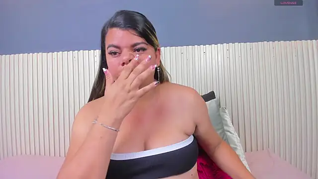 Aida-nicolle online show from 10-03-25, 09:39