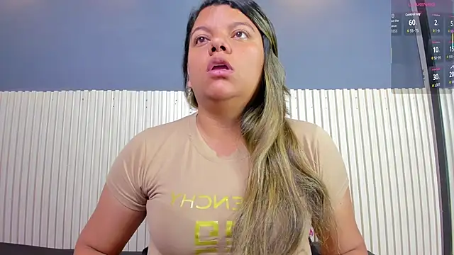 Aida-nicolle online show from 10-10-25, 11:09