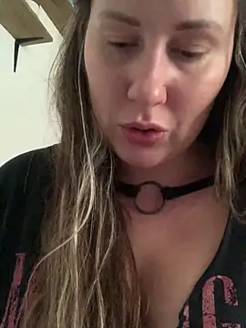 Mona Plus online show from 03-12-25, 04:02