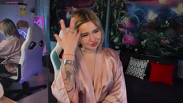 MargoBryan online show from 03-05-25, 08:32