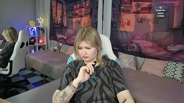 MargoBryan online show from 03-11-25, 01:34