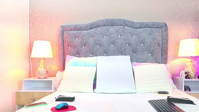 YesyHills online show from 03-22-26, 12:08