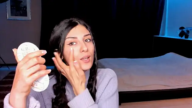 Snapshot of ZaraGranger chatting on 02-22-25, 07:01 ZaraGranger online show from 02-22-25, 07:01