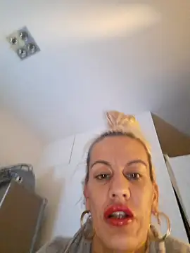 sujaila online show from 02-25-25, 05:58