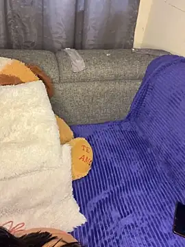 ZafiroKlein online show from 04-07-26, 10:53