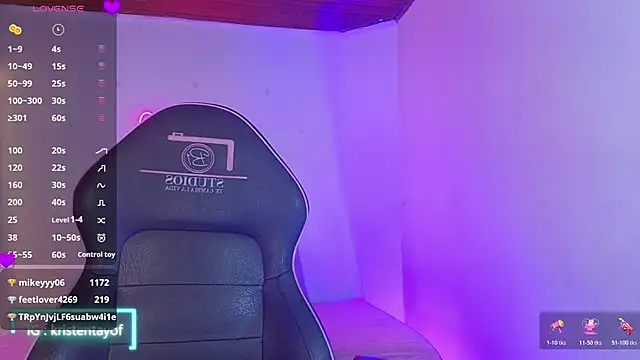 kristen tay online show from 10-25-25, 03:07