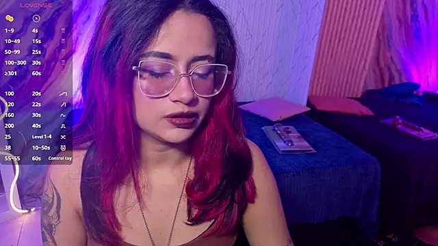 kristen tay online show from 05-19-26, 03:02