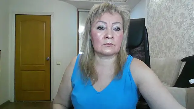 Victoria secrets  online show from 11-25-25, 05:18