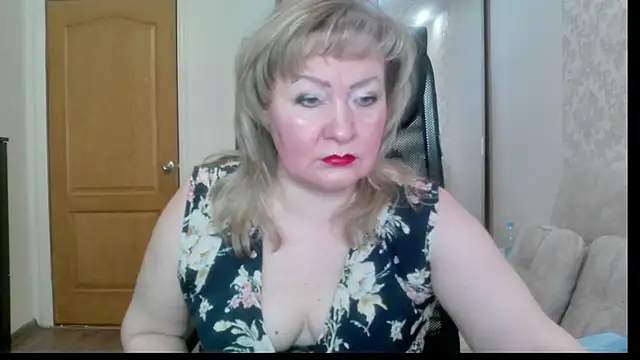 Snapshot of Victoria_secrets_ chatting on 04-26-26, 06:22 Victoria secrets online show from 04-26-26, 06:22