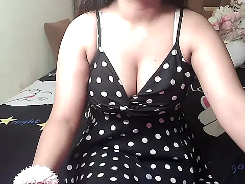 megancatluna online show from 09-18-25, 07:32