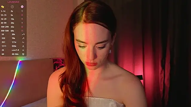 Snapshot of StacyWatts chatting on 06-14-26, 08:55 StacyWatts online show from 06-14-26, 08:55