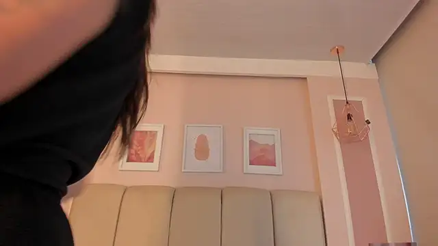Snapshot of Annie_rhoades chatting on 06-17-26, 12:40 Annie rhoades online show from 06-17-26, 12:40