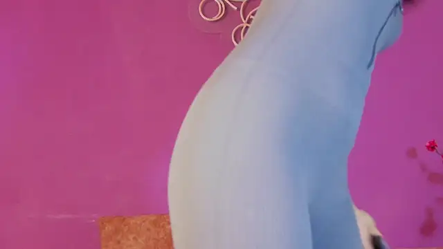 Snapshot of Arii_moon chatting on 11-03-25, 07:59 Arii moon online show from 11-03-25, 07:59