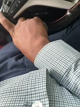 BadboySLR 8899 online show from 04-28-26, 07:35