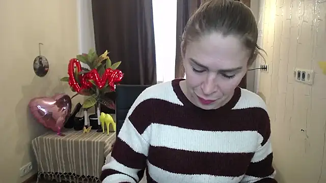 TessaDaybreak online show from 02-16-25, 07:26