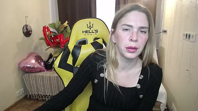 TessaDaybreak online show from 02-22-25, 01:35