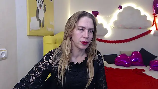 TessaDaybreak online show from 03-04-25, 10:46