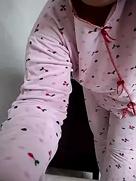 Dalou3a-69 online show from 10-04-25, 08:23