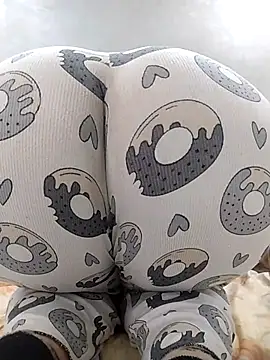 Snapshot of Dalou3a-69 chatting on 12-17-25, 08:53 Dalou3a-69 online show from 12-17-25, 08:53