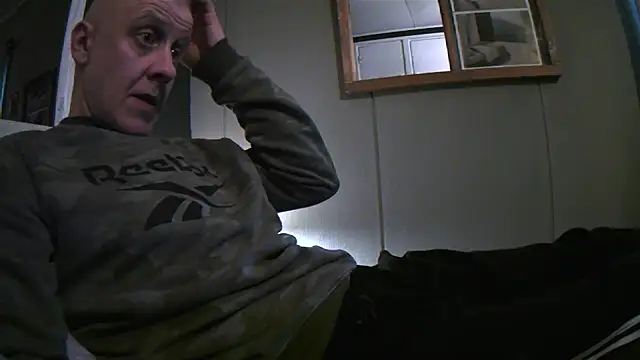 Snapshot of Teemu chatting on 03-21-25, 04:40 Teemu online show from 03-21-25, 04:40