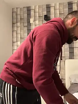 Snapshot of morfeoX chatting on 11-27-25, 01:57 morfeoX online show from 11-27-25, 01:57